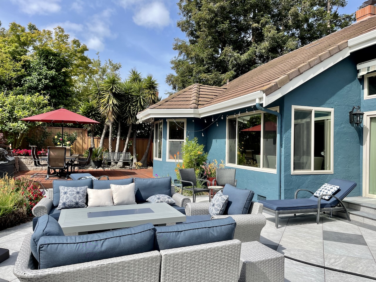 A California home painted with BM Newburg Green exterior paint