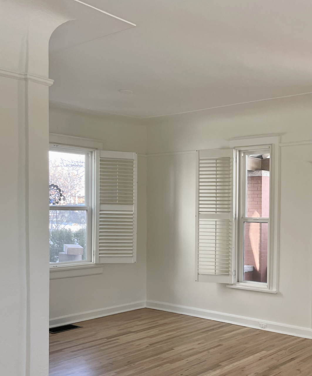 Room with Snowfall White walls, trim, ceiling and shutters