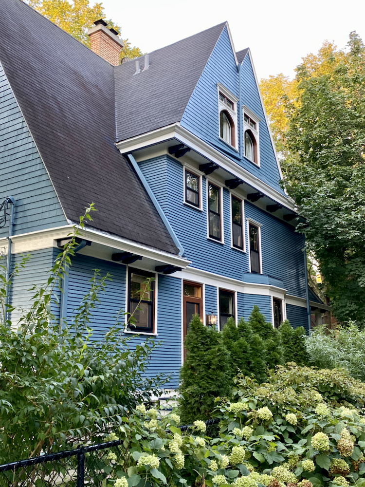 Blue Victorian House painted with BM Thousand Oceans, Hale Navy and White Dove