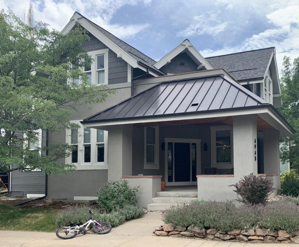 Home with Kendall Gray siding, Rockport Gray stucco and Classic Gray trim