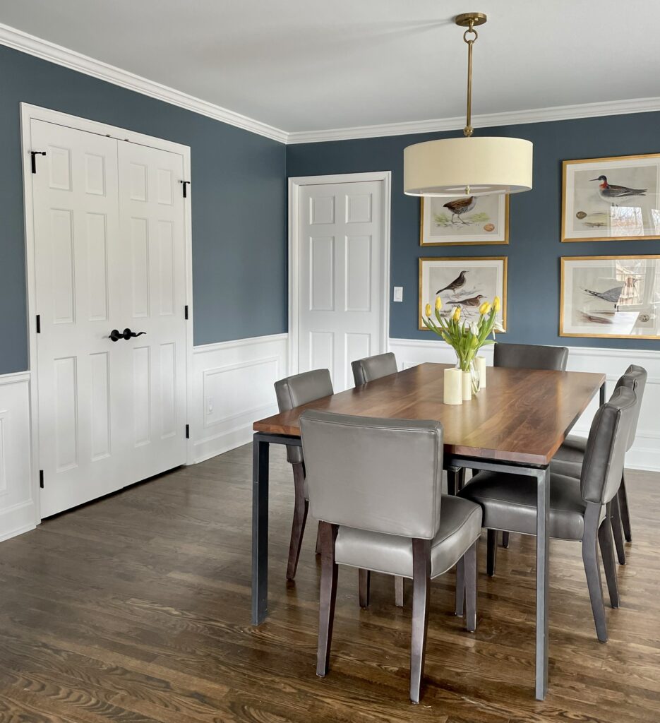 Dining room with Britannia Blue walls