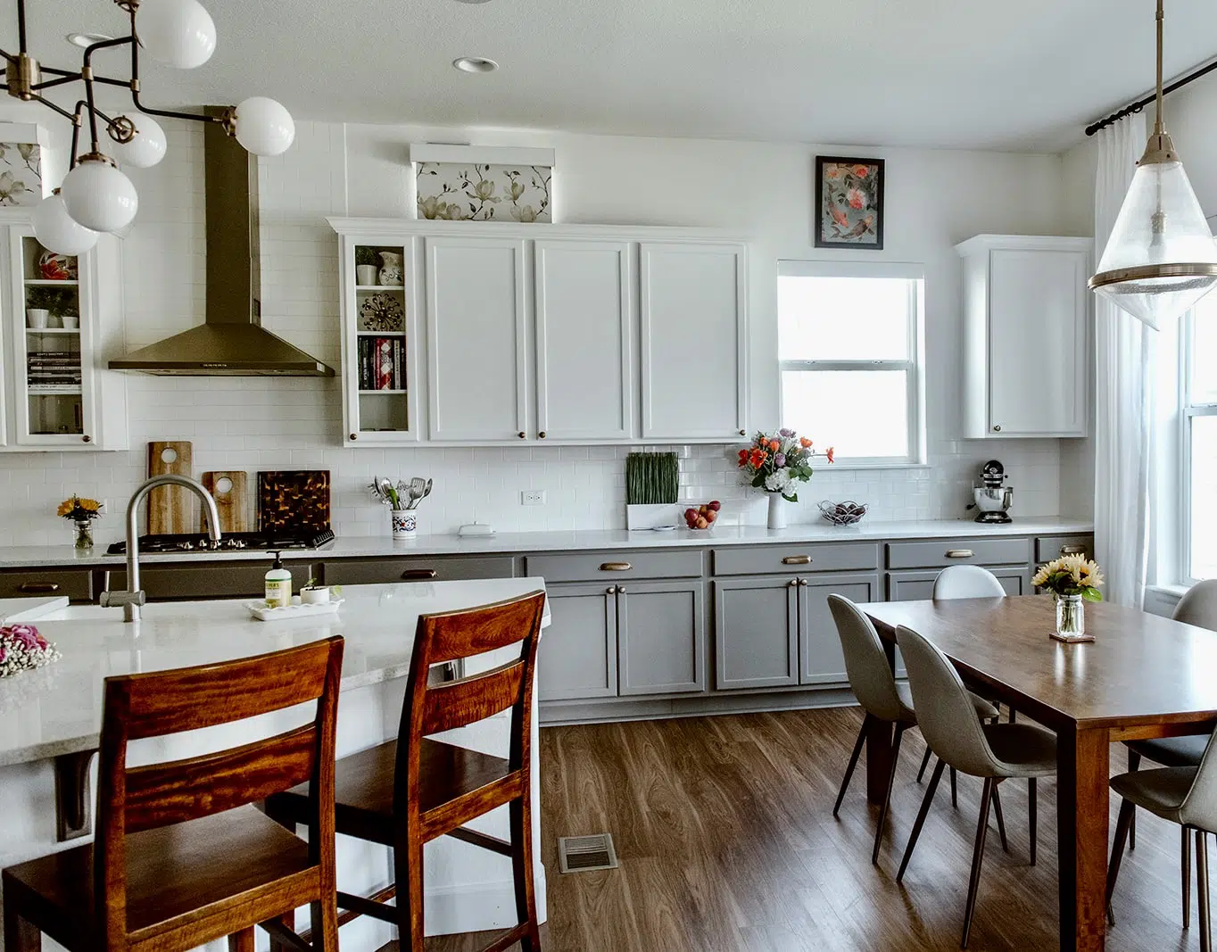 White and gray tuxedo kitchen cabinets
