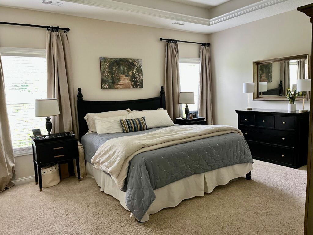 a bedroom painted with SW Natural Linen paint