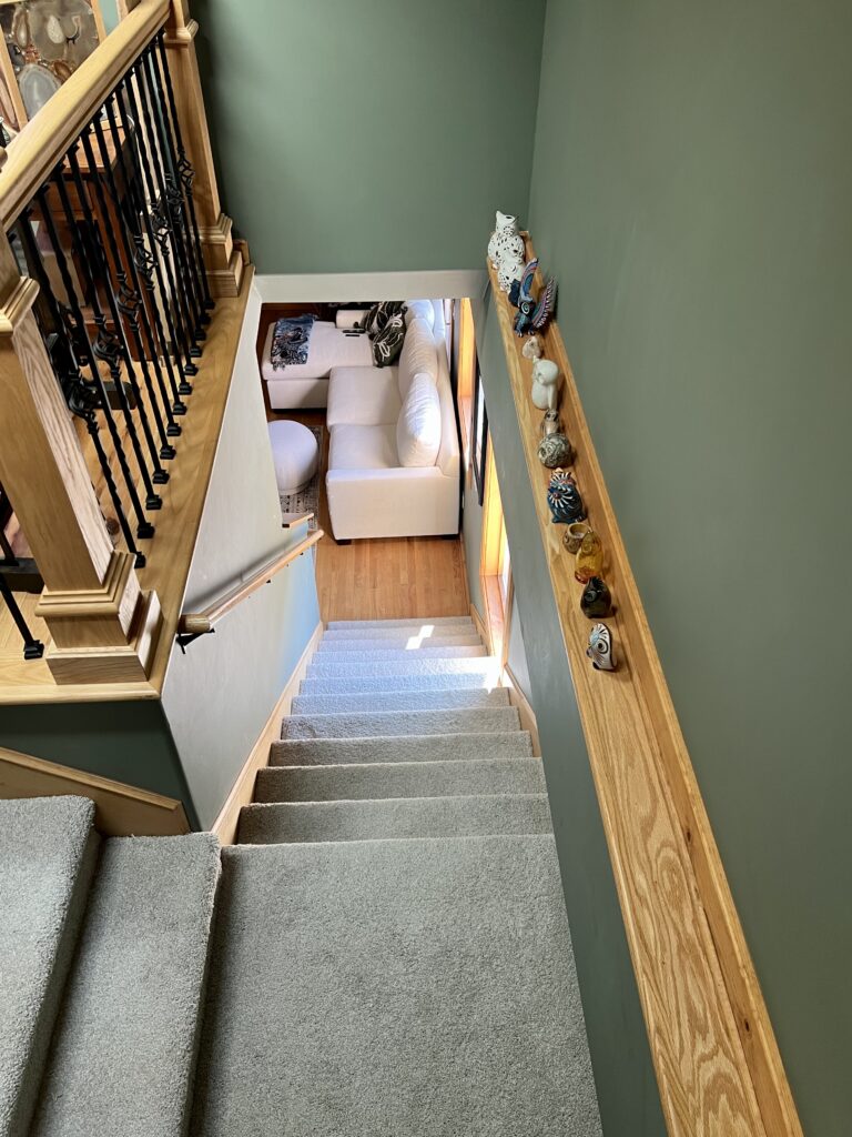 BM Cambridge Green walls with gray carpet; Photo by M. Camilli