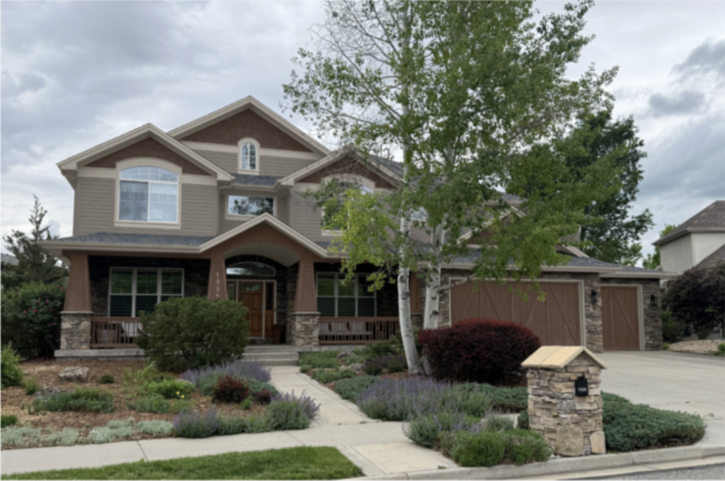 Sherwin-Williams Mink siding, one of our favorite dark gray paint colors