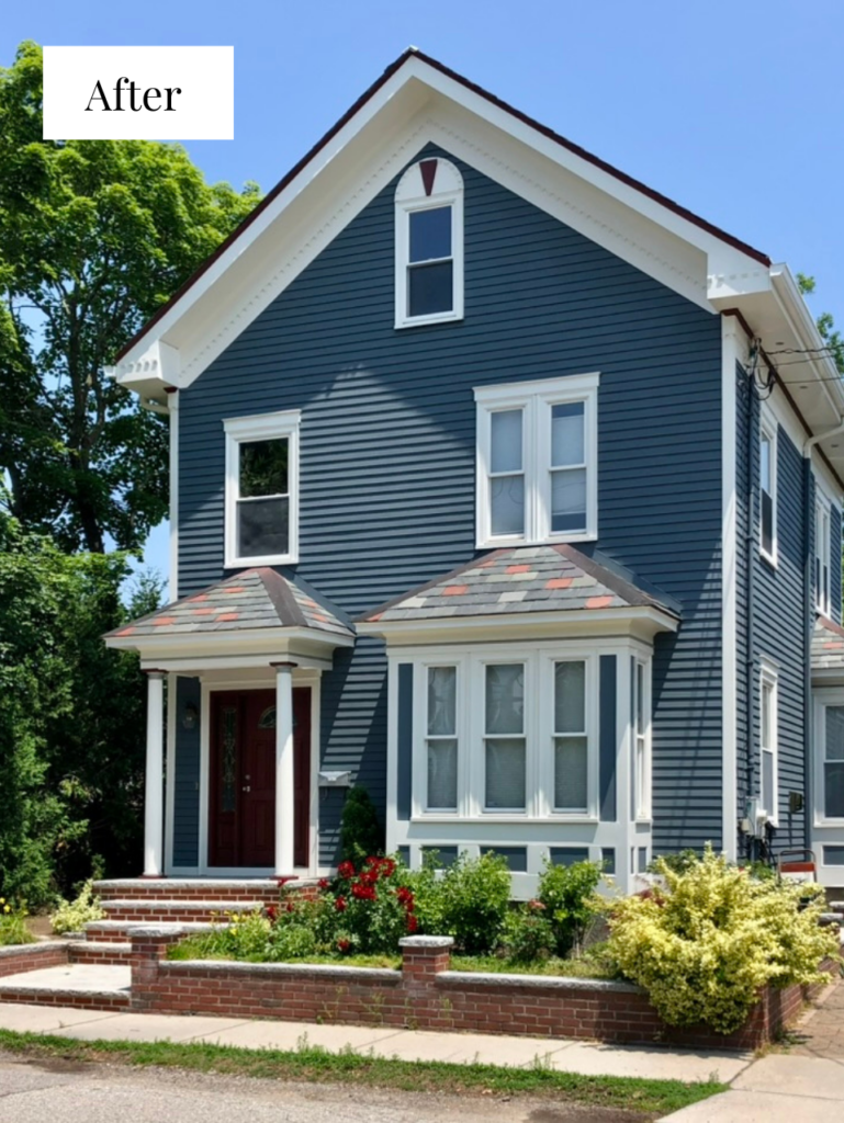 A historic home painted with SW Grays Harbor exterior paint.